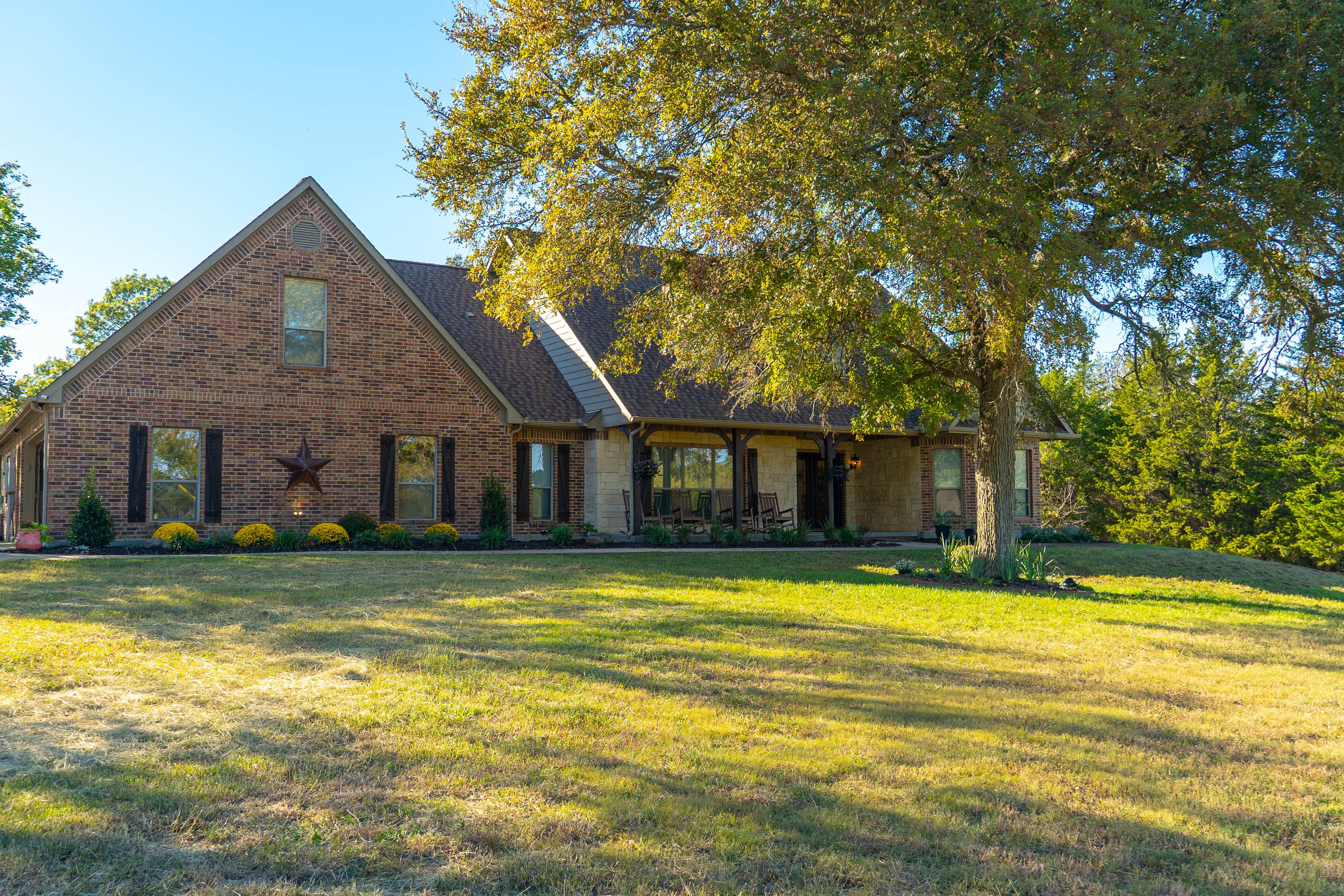 Property exterior view 2